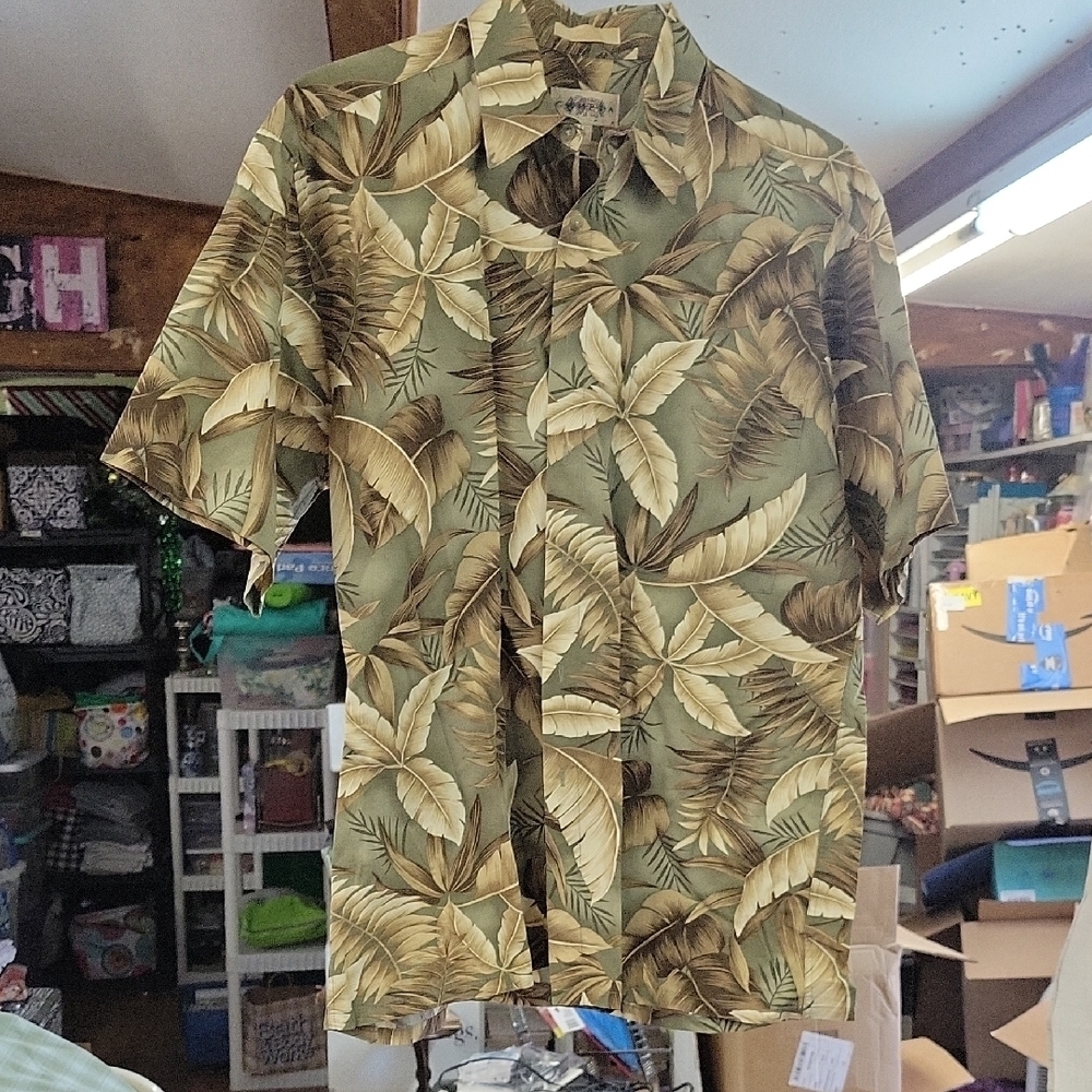 Campia Large Men's Tropical Leaf Print Short Sleeve Shirt Topically